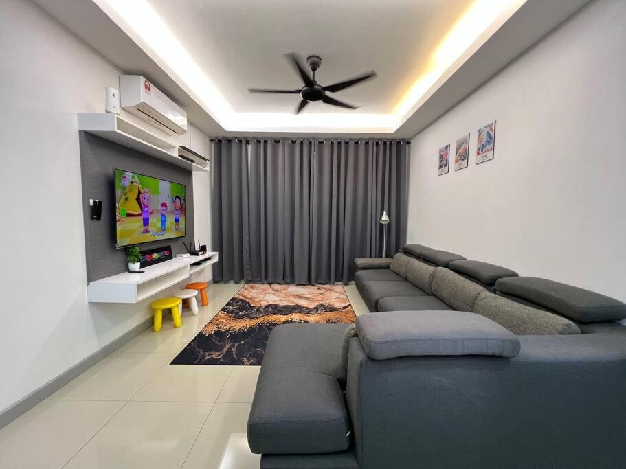 Dhia Raisha Homestay 瓜拉丁加奴 外观 照片