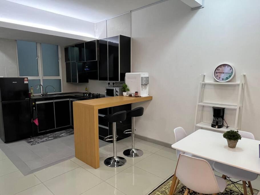 Dhia Raisha Homestay 瓜拉丁加奴 外观 照片